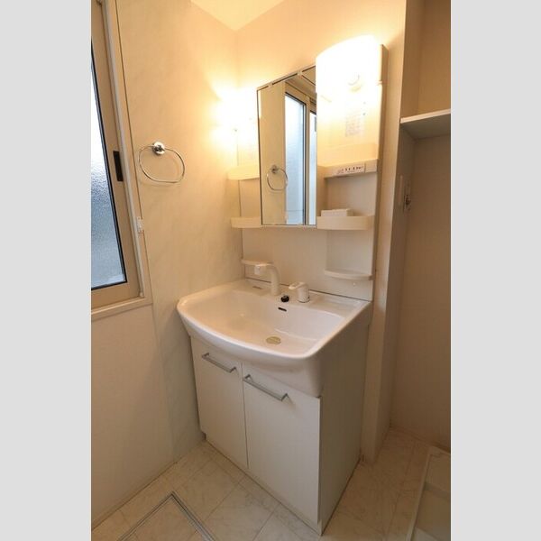 洗面所 (洗髪洗面化粧台)