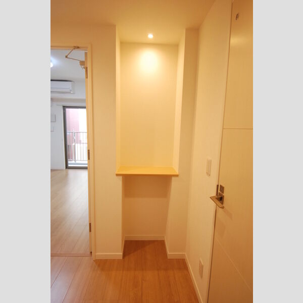 その他 (603 玄関飾り棚)