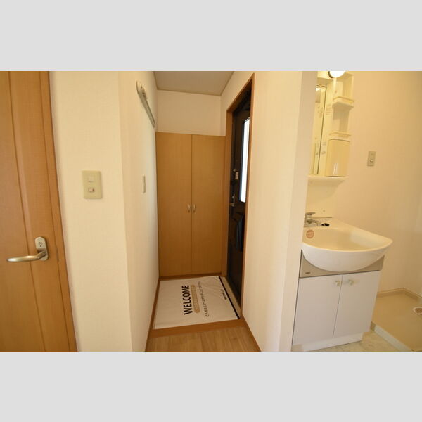 玄関 (202・玄関)