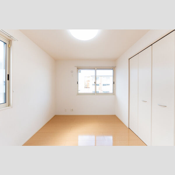 その他 (205・西側洋室)