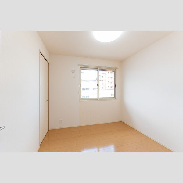 その他 (205・東側洋室)