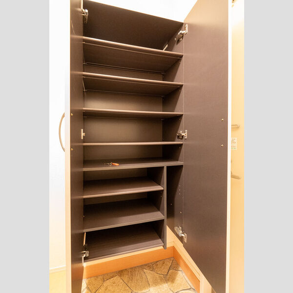 その他 (205・シューズボックス)