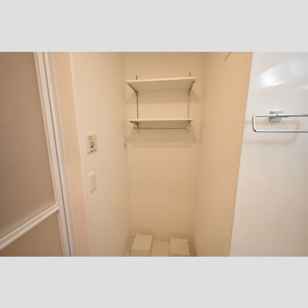 その他 (305・洗面収納)