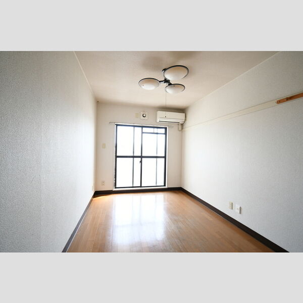 居室・リビング (302・洋室)