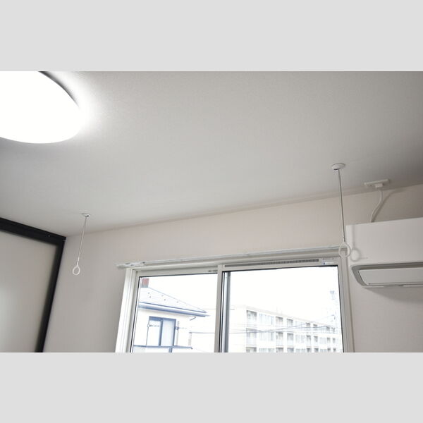 その他 (202・室内物干し金具)