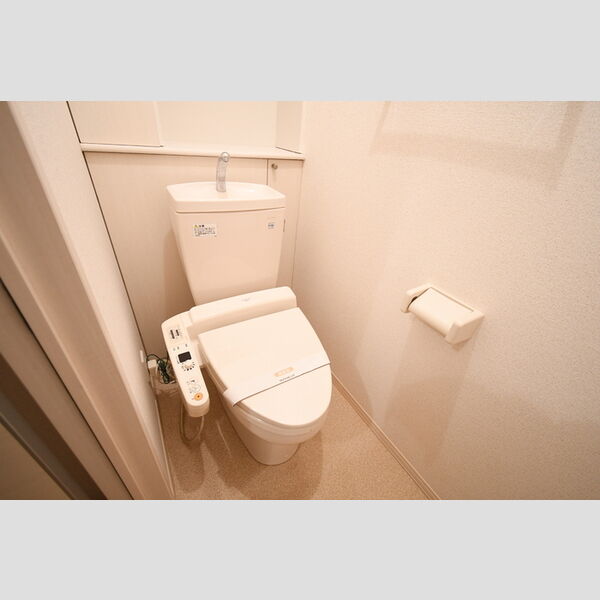 トイレ (B103・トイレ)