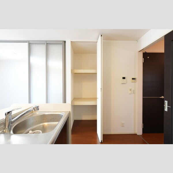 その他 (103・物入)