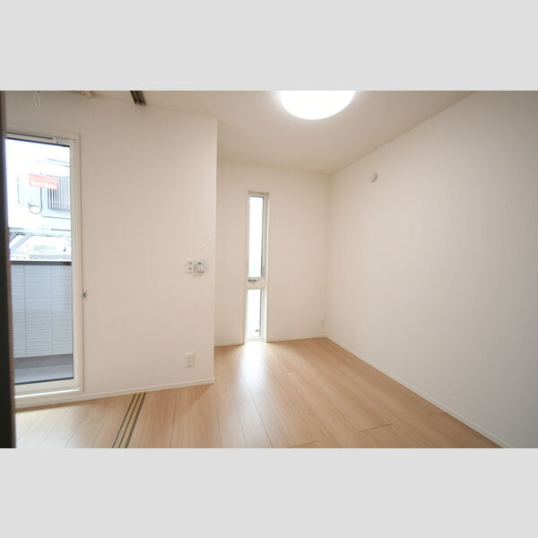 その他 (303・洋室)