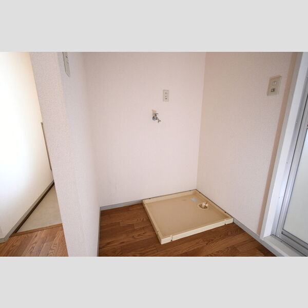 その他 (203・洗濯機置場)