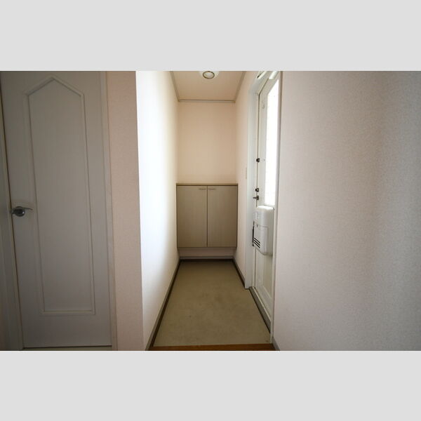 玄関 (203・玄関)