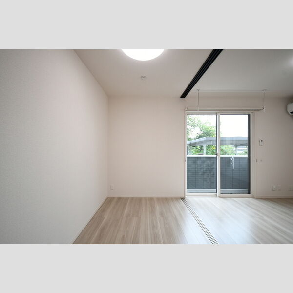 その他 (101・洋室)