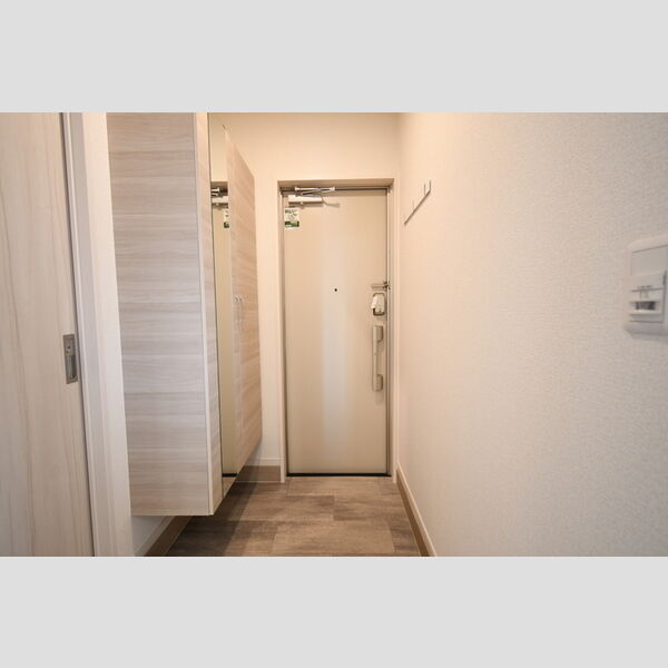 玄関 (101・玄関)