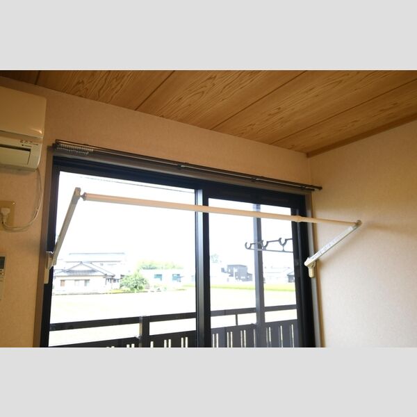 その他 (A103・室内物干し)