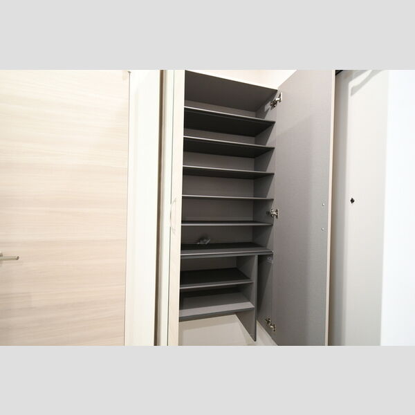 その他 (103・シューズボックス)