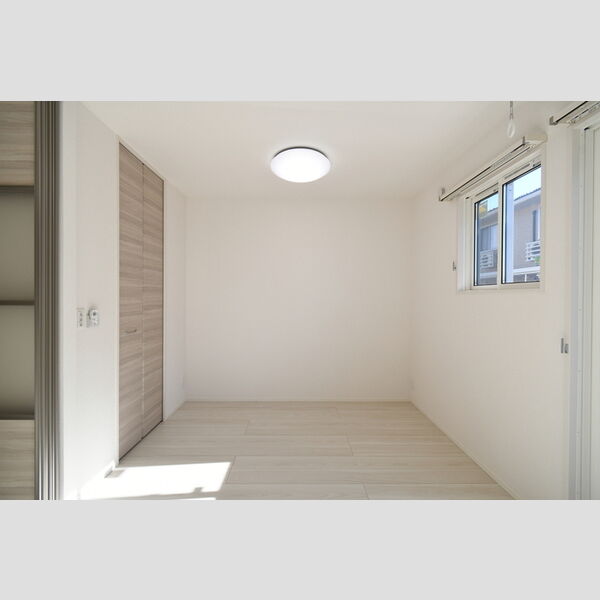 その他 (105・洋室)