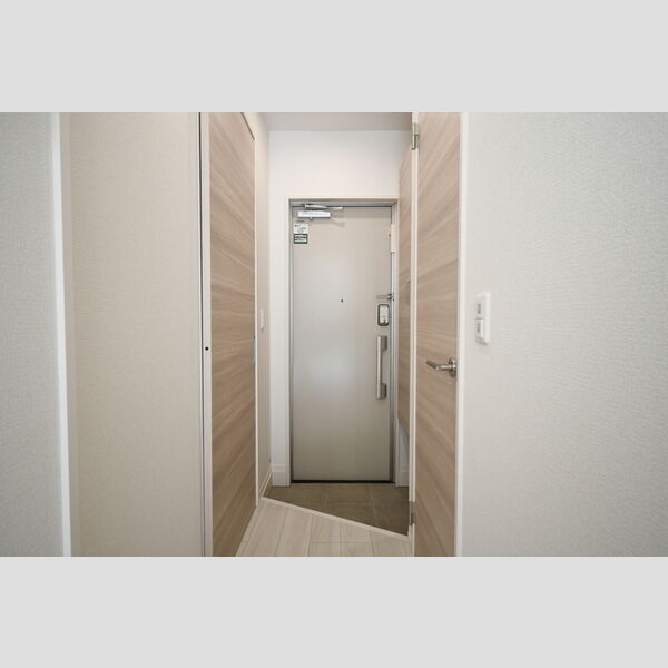 玄関 (105・玄関)