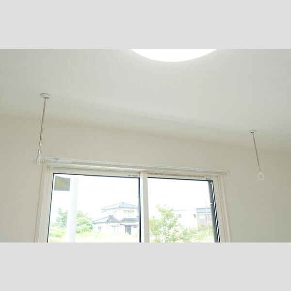 その他 (105・室内物干金物)