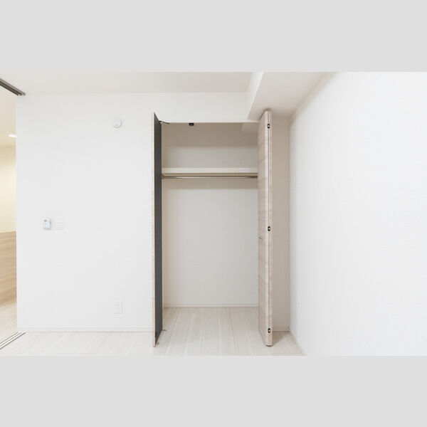 その他 (クローゼット)