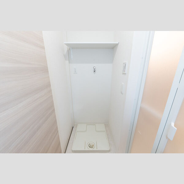 その他 (洗濯機置場)