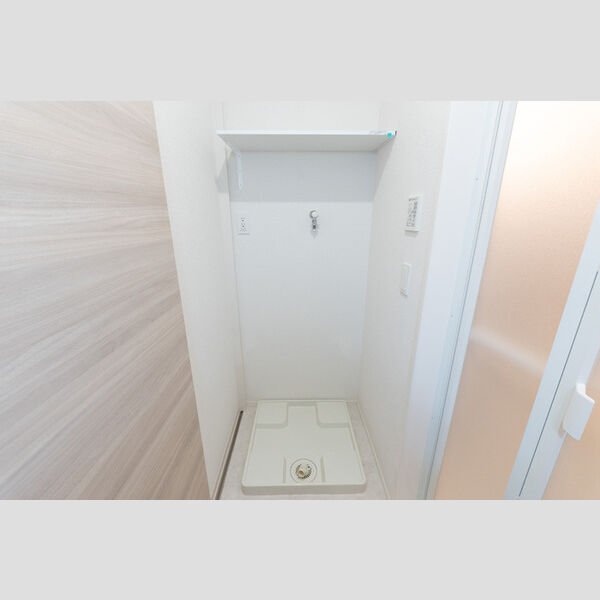 その他 (洗濯機置場)