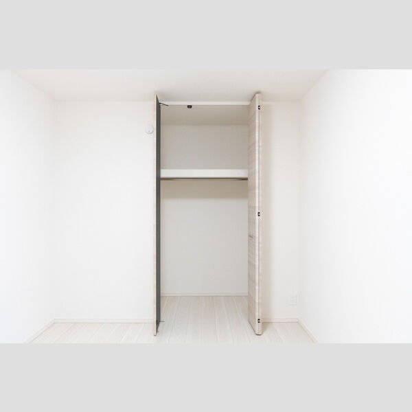 その他 (クローゼット)