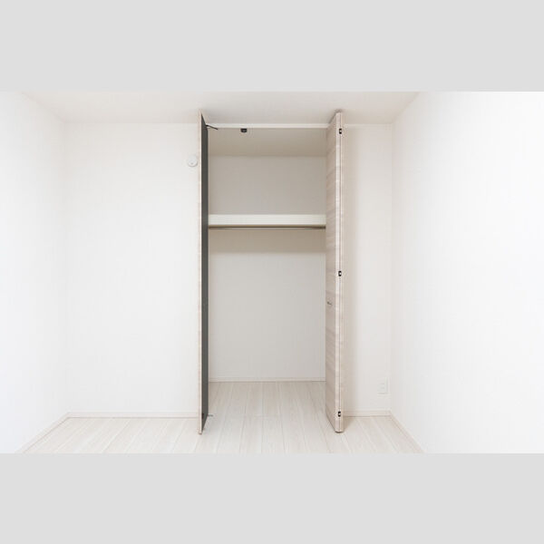 その他 (クローゼット)