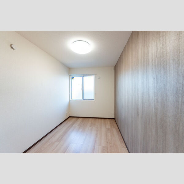 その他 (301・西側洋室)