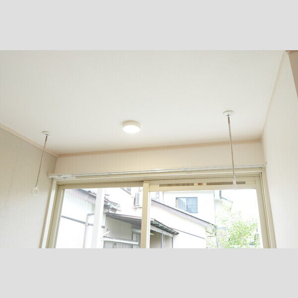 その他 (103・室内物干金物)