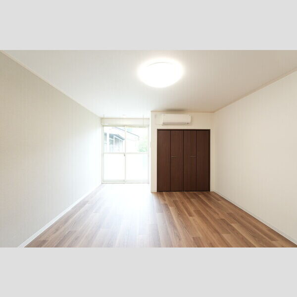 居室・リビング (103・洋室)