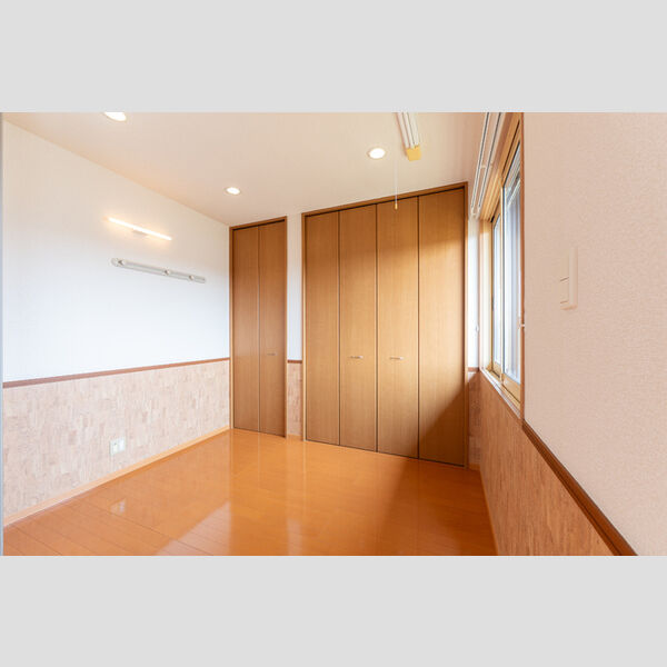 その他 (洋室)