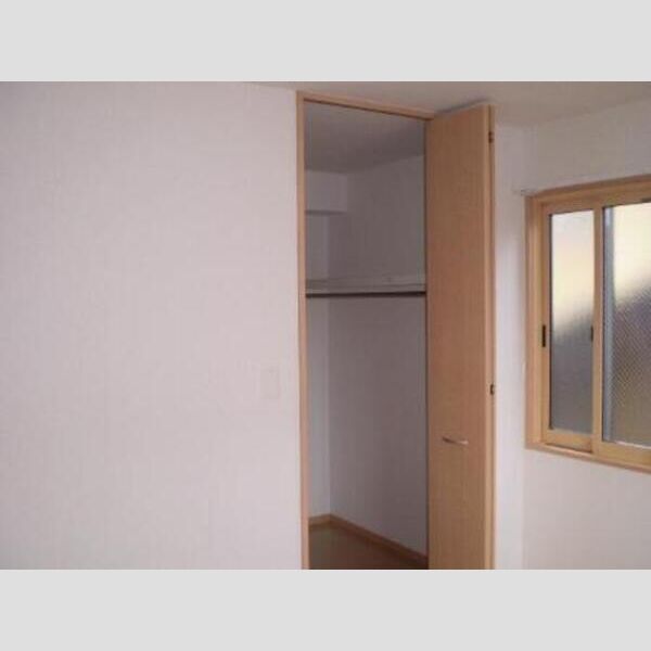 収納 (クローゼット)