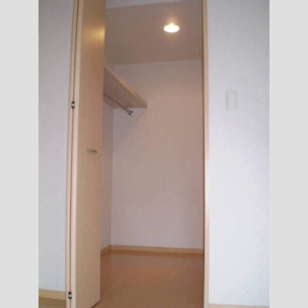 収納 (ウォークインクローゼット)