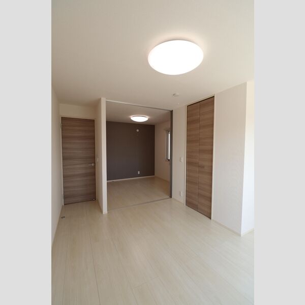 その他 (洋室7.5帖からの洋室4.5帖)