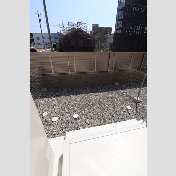 その他 (106　専用庭)