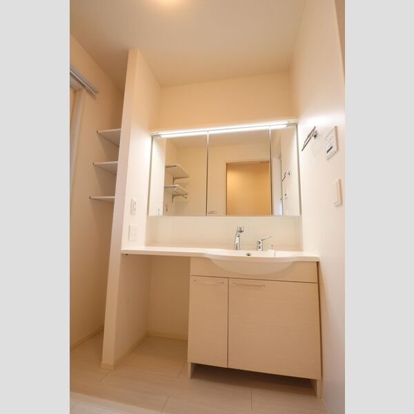 洗面所 (106 洗髪洗面化粧台)