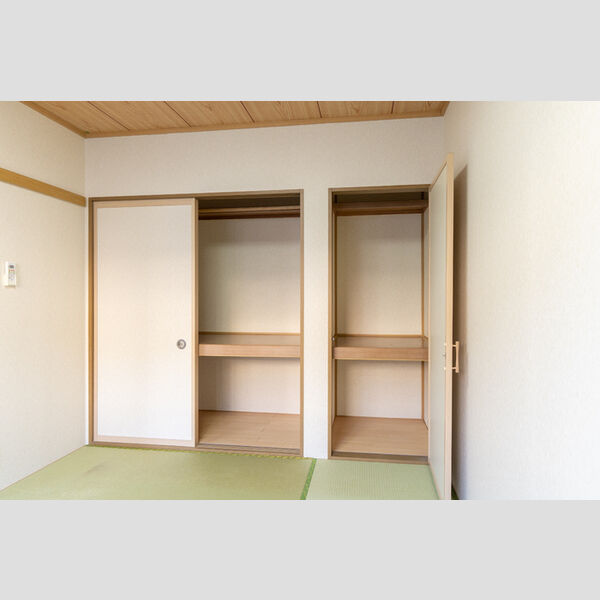 その他 (押入)