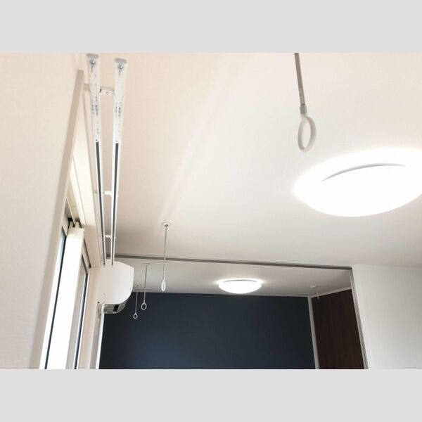 その他 (室内物干し)