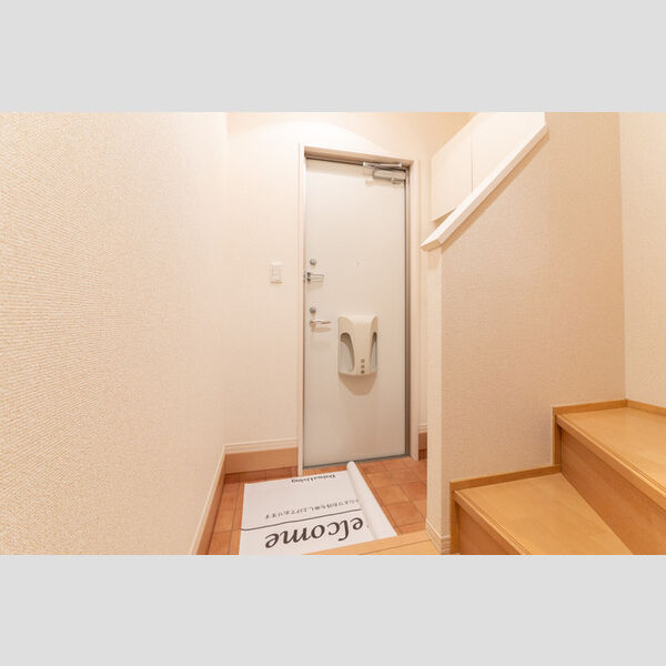玄関 (玄関)