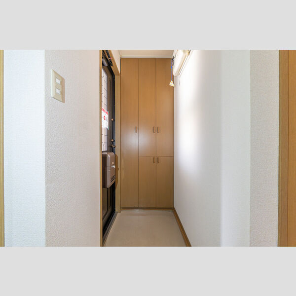 玄関 (玄関)