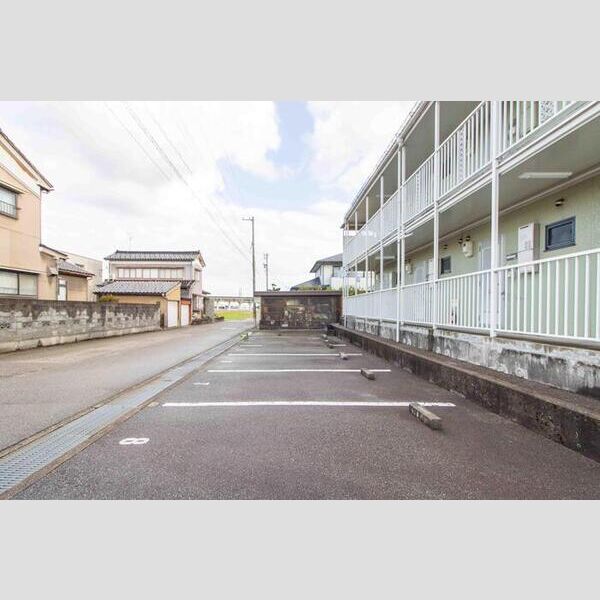 駐車場 (駐車場)