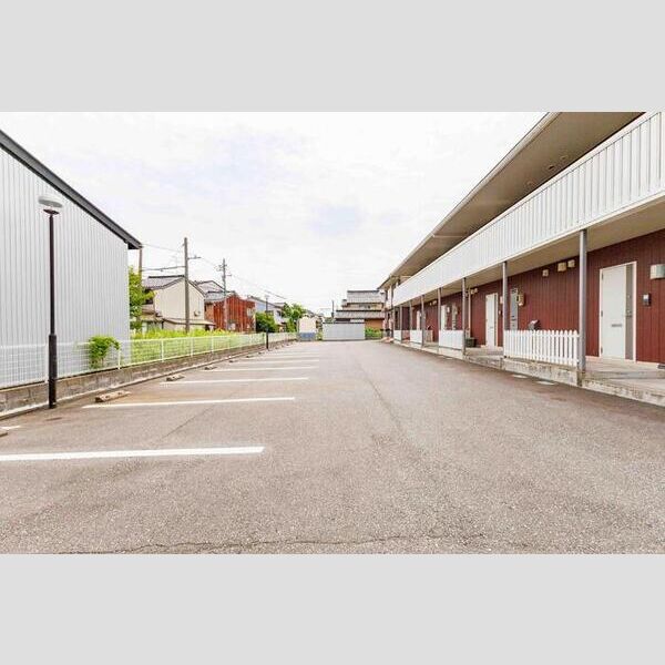 駐車場 (駐車場)