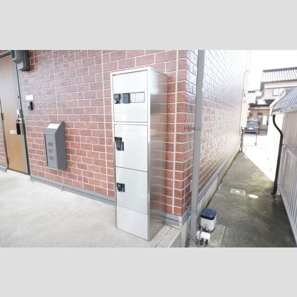 現地周辺 (宅配BOX)