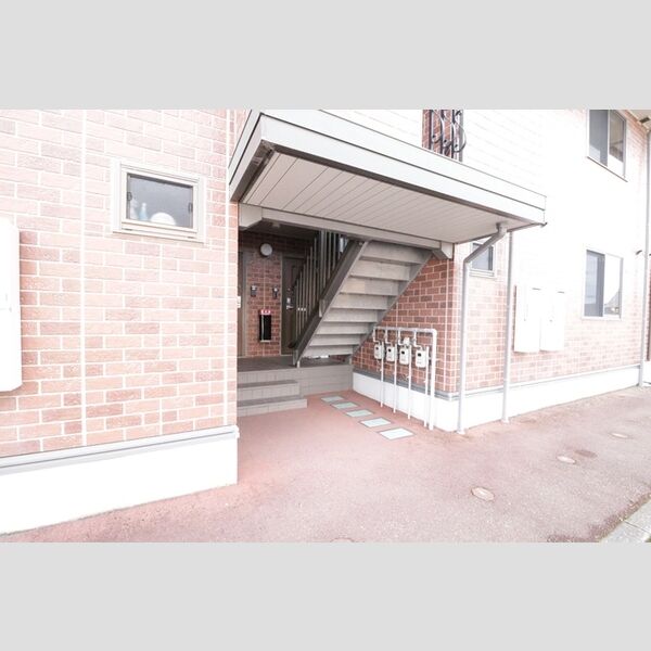 エントランス (エントランス)