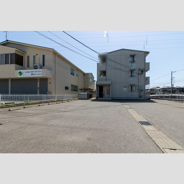 駐車場 (駐車場)