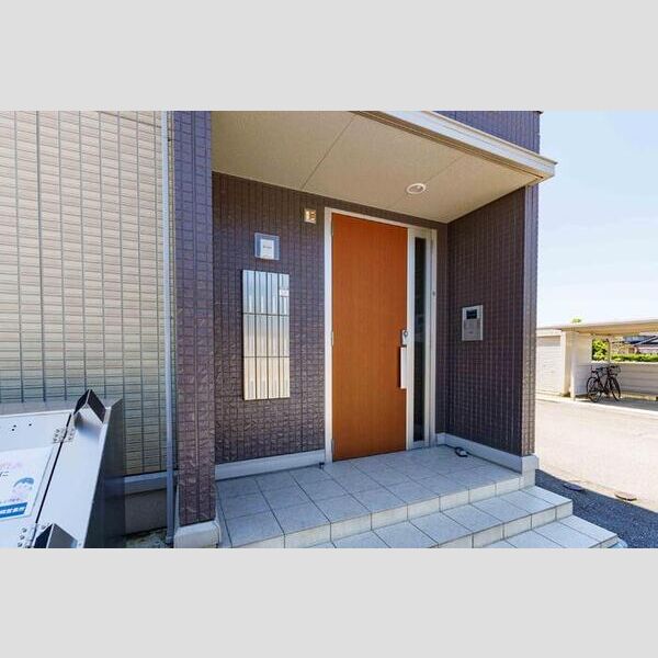 エントランス (エントランス)