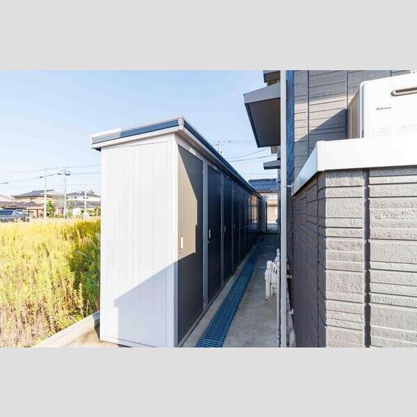 現地周辺 (トランクルーム)