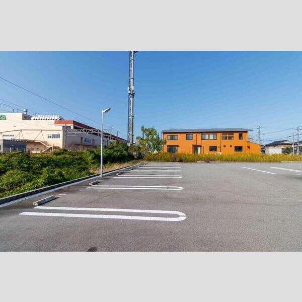 駐車場 (駐車場)