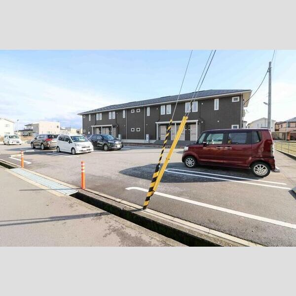 駐車場 (駐車場)