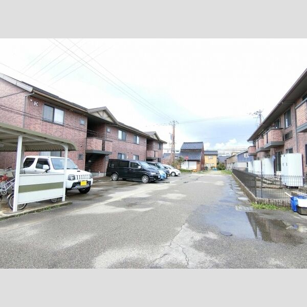 駐車場 (融雪付き駐車場)