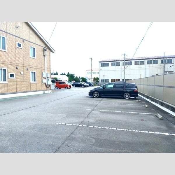 駐車場 (駐車場)